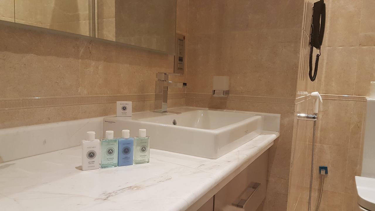 Tio Sea Resort Ал Хор Екстериор снимка