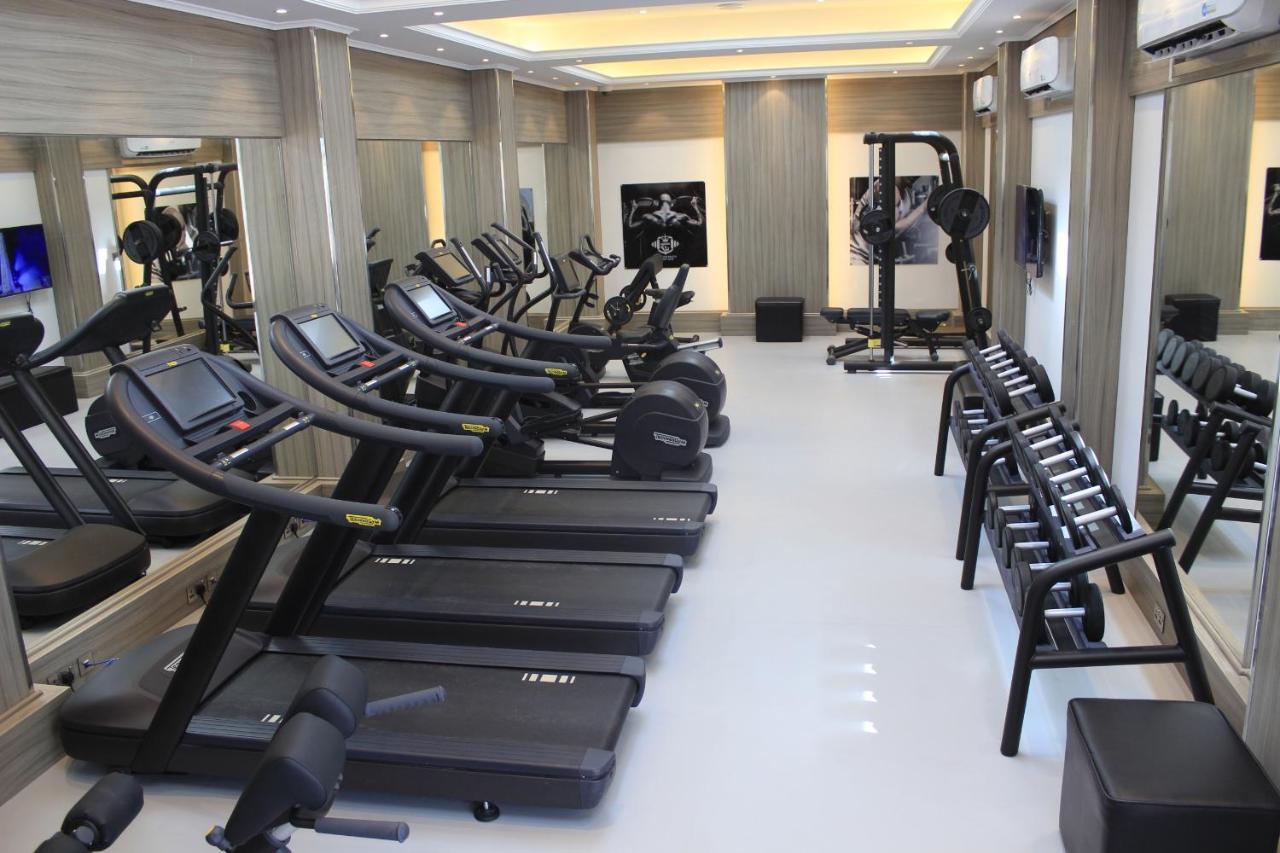 Tio Sea Resort Ал Хор Екстериор снимка A gym in the UK
