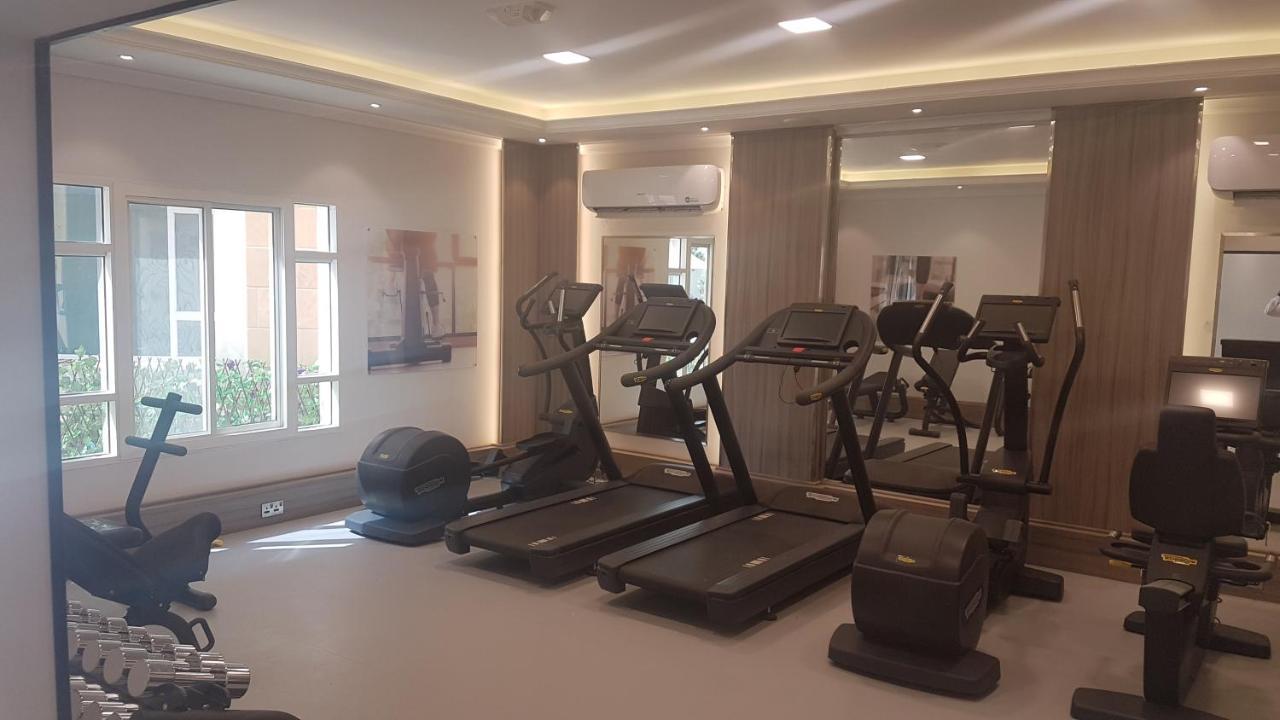 Tio Sea Resort Ал Хор Екстериор снимка The gym at the hotel